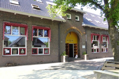Interieurverzorg(st)er school Bedum